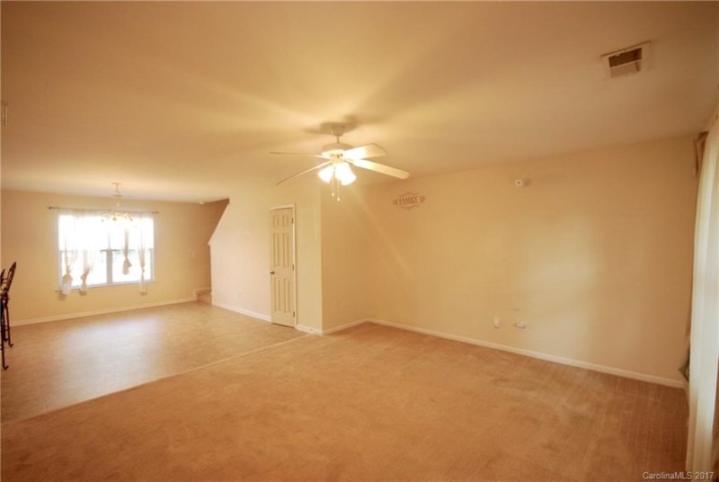 Property image 3 at 6305 Sullins Road, Charlotte, NC 28214