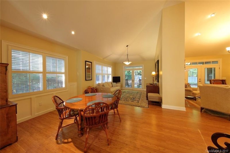 Property image 4 at 25 King Heights Drive, Fletcher, NC 28732