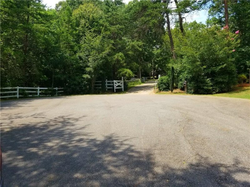 Property image 3 at 1046 Arabian Court, Catawba, NC 28609