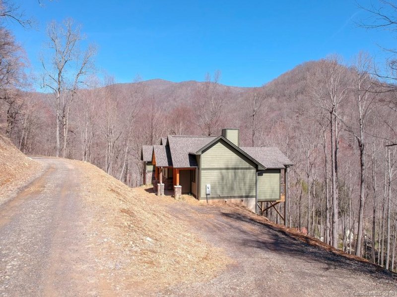 Property image 2 at 341 Pearl Way, Burnsville, NC 28714