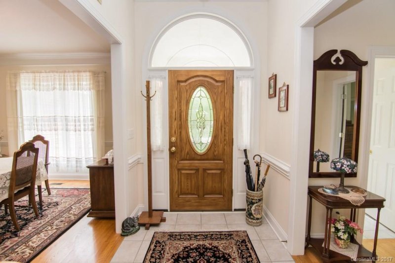 Property image 4 at 131 Eaglecrest Drive, Matthews, NC 28104