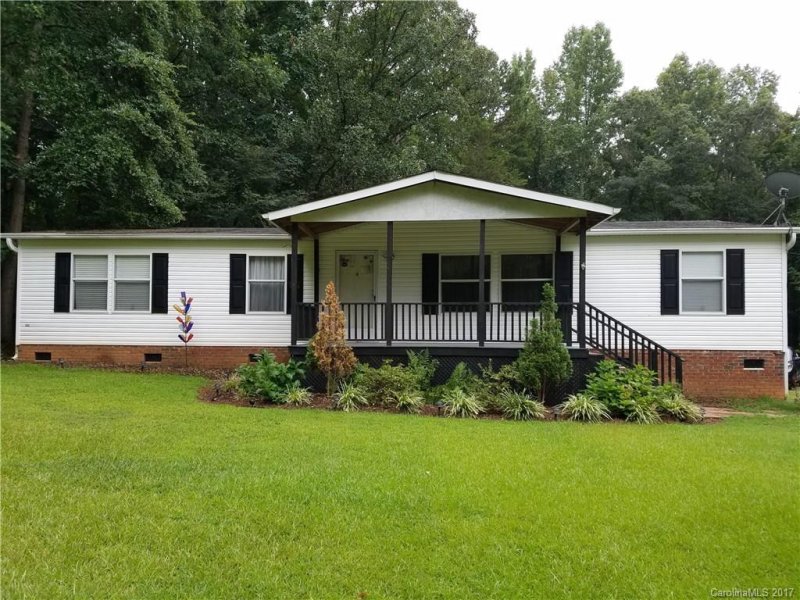 885 Meadowbend Drive