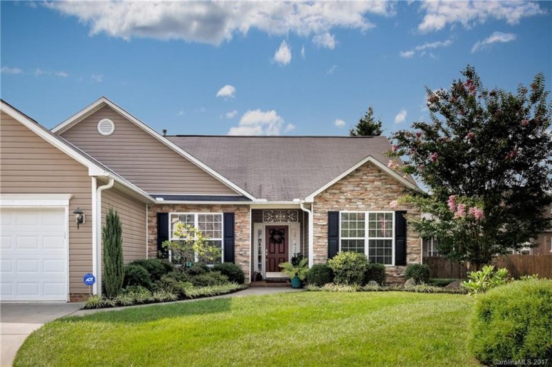 53 Summer Meadow Road