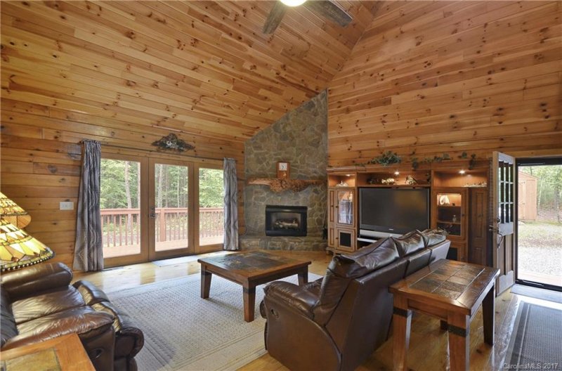 Property image 5 at 695 Mcowenben Pass, Lake Lure, NC 28746