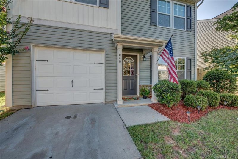 Property image 2 at 1040 Joselynn Drive, Gastonia, NC 28054