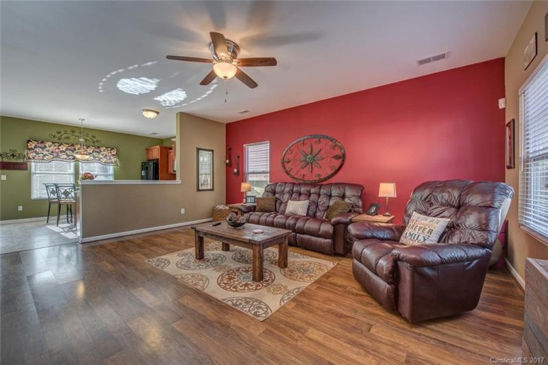 Property image 5 at 1040 Joselynn Drive, Gastonia, NC 28054