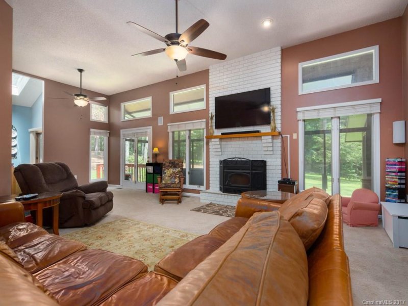 Property image 2 at 10 Tree Top Drive, Arden, NC 28704