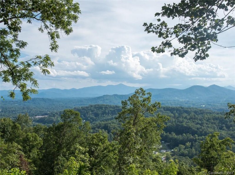 Property image 5 at 9 Soaring Hawk View, Asheville, NC 28804