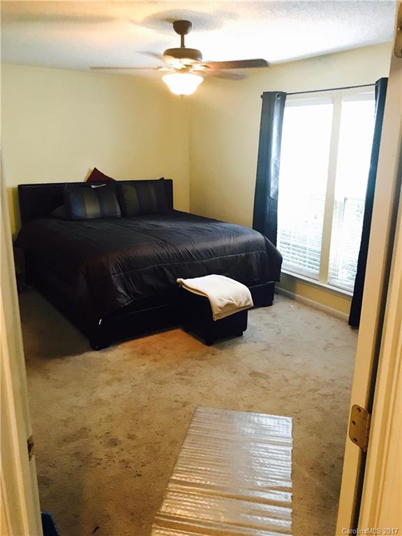 Property image 5 at 812 Morning Glory Drive, Charlotte, NC 28213