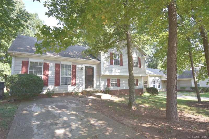 Property image 2 at 3140 Periwinkle Court, Charlotte, NC 28269