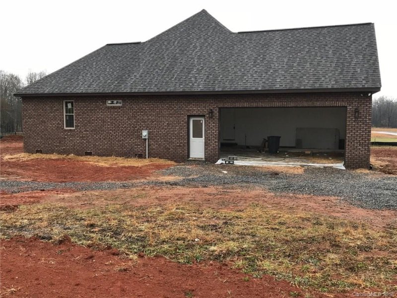 Property image 2 at 143 Carters Farm Drive, Statesville, NC 28625