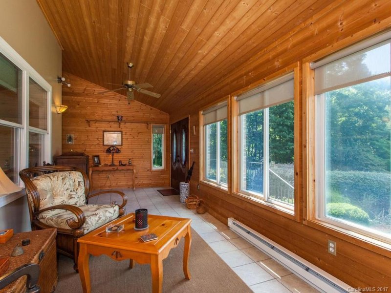 Property image 4 at 108 Skyview Lane, Hendersonville, NC 28739