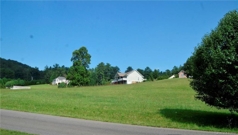 Property image 2 at 40 Ivy Meadows Drive, Weaverville, NC 28787