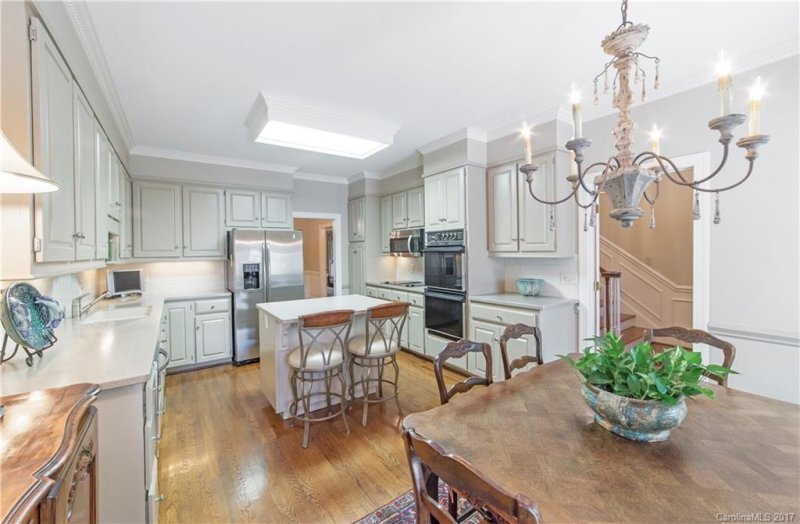 Property image 4 at 3535 Kylemore Court, Charlotte, NC 28210