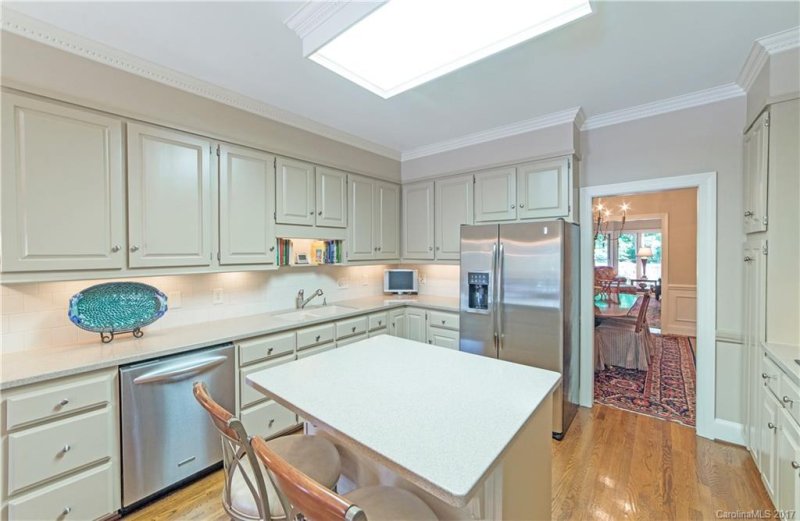 Property image 5 at 3535 Kylemore Court, Charlotte, NC 28210