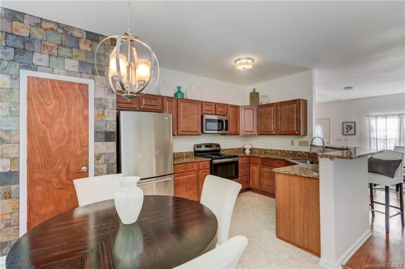 Property image 3 at 3206 Mintleaf Drive, Charlotte, NC 28269