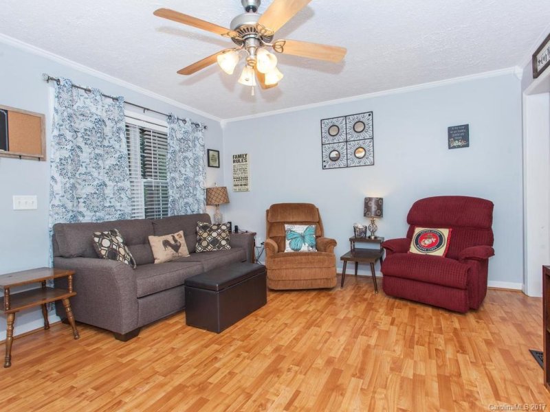 Property image 4 at 303 Tanbridge Road, Swannanoa, NC 28778