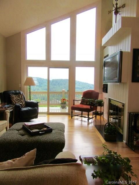 Property image 3 at 118 Country Ridge Road, Laurel Park, NC 28739