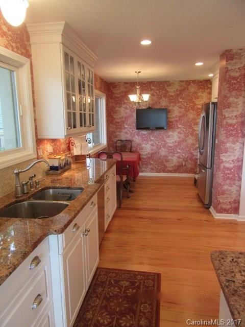 Property image 5 at 118 Country Ridge Road, Laurel Park, NC 28739