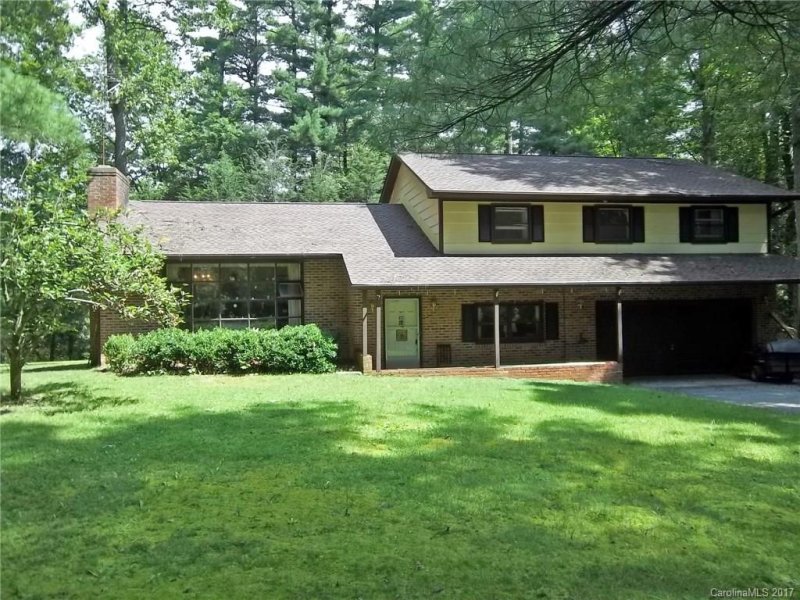 Property image 2 at 306 Baystone Drive, Hendersonville, NC 28791