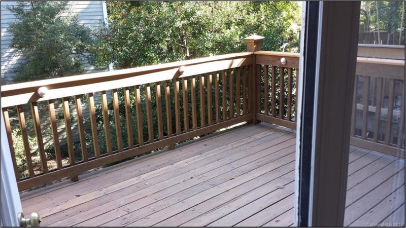 Property image 4 at 320 W 10th Street, Charlotte, NC 28202