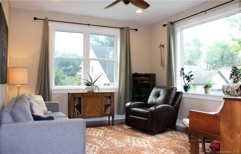 Property image 2 at 75 Galax Avenue, Asheville, NC 28806