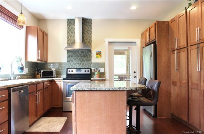 Property image 4 at 75 Galax Avenue, Asheville, NC 28806