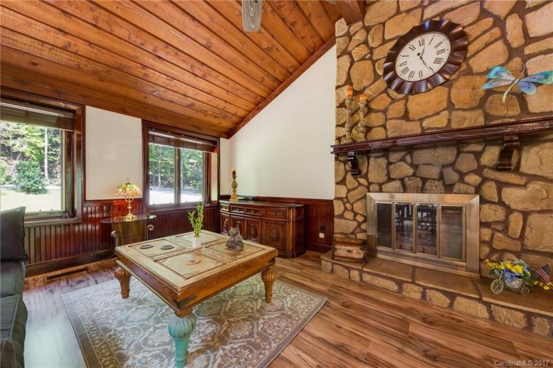 Property image 3 at 350 Raleigh Drive, Lake Lure, NC 28746