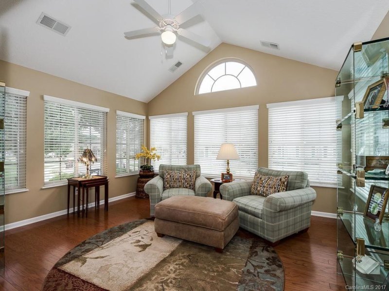 Property image 5 at 2308 Coltsview Lane, Matthews, NC 28105