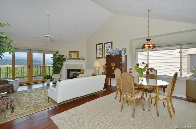 Property image 4 at 74 Park Avenue, Asheville, NC 28803