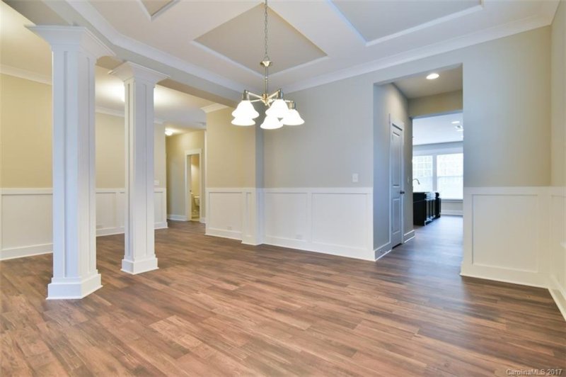 Property image 3 at 10012 Michael Crossing Drive, Charlotte, NC 28213