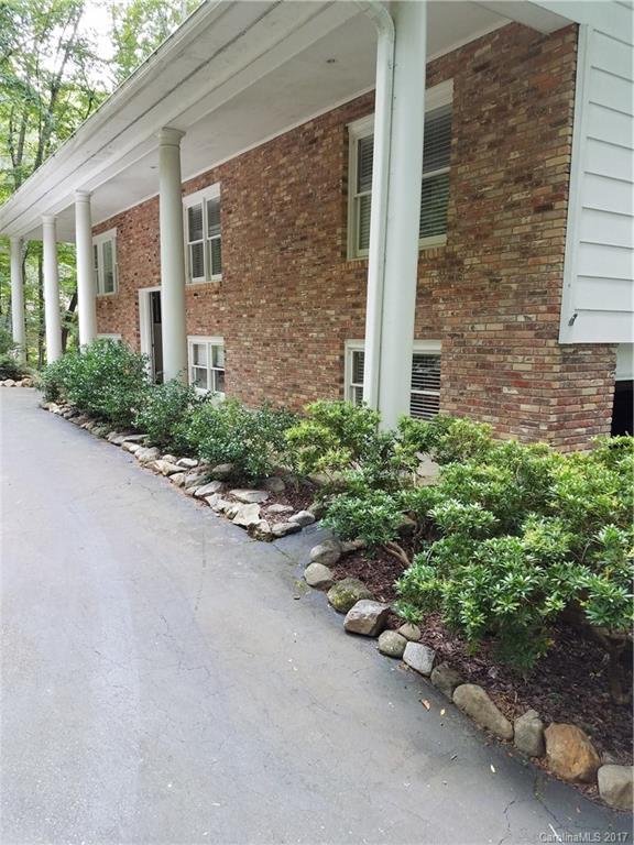 Property image 2 at 9 Ravenwood Lane, Horse Shoe, NC 28742