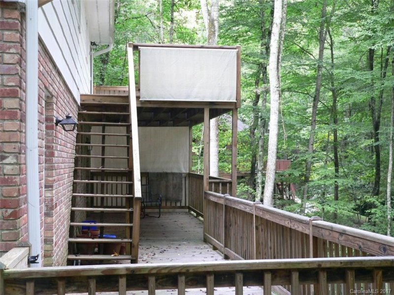 Property image 4 at 9 Ravenwood Lane, Horse Shoe, NC 28742