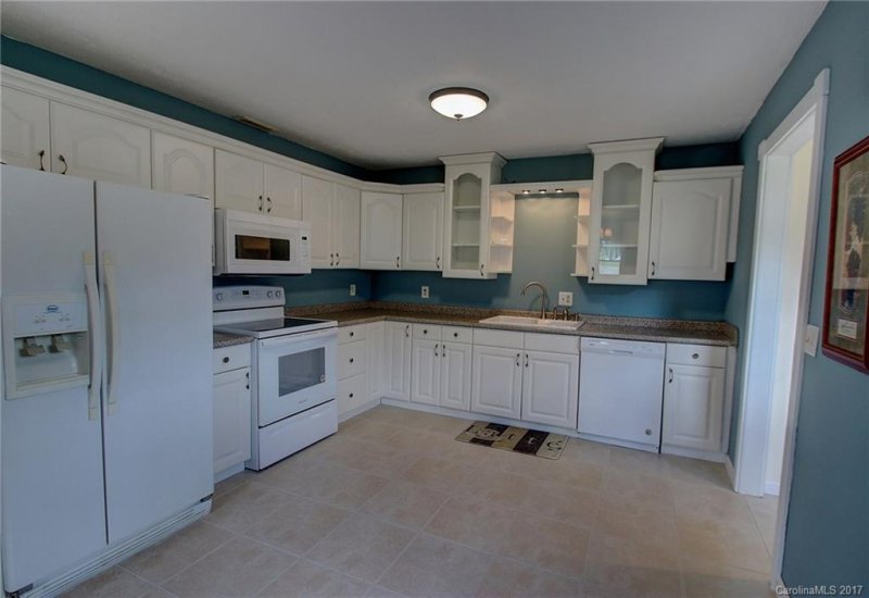 Property image 4 at 317 James Street, Clyde, NC 28721