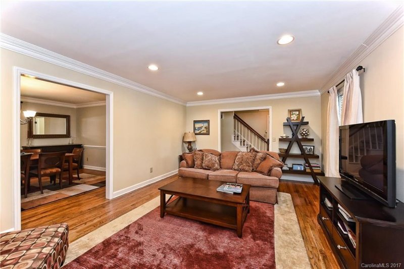 Property image 4 at 5421 Woodcreek Drive, Charlotte, NC 28226