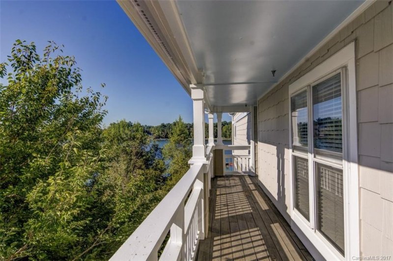 Property image 3 at 1342 Torrence Circle, Davidson, NC 28036