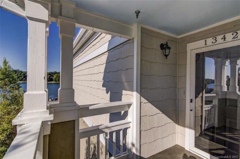 Property image 4 at 1342 Torrence Circle, Davidson, NC 28036