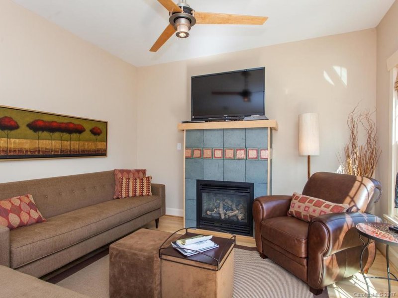 Property image 3 at 16 Grandview Drive, Asheville, NC 28806