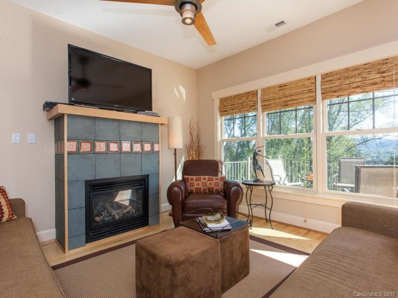 Property image 4 at 16 Grandview Drive, Asheville, NC 28806