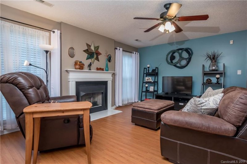 Property image 4 at 1028 Morning Glory Drive, Charlotte, NC 28262