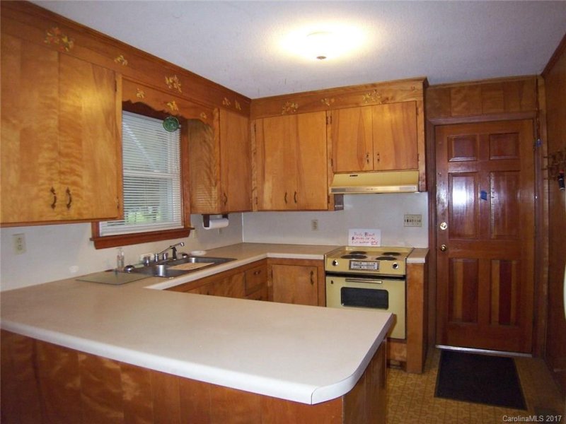 Property image 4 at 1813 Oakhurst Drive, Shelby, NC 28152