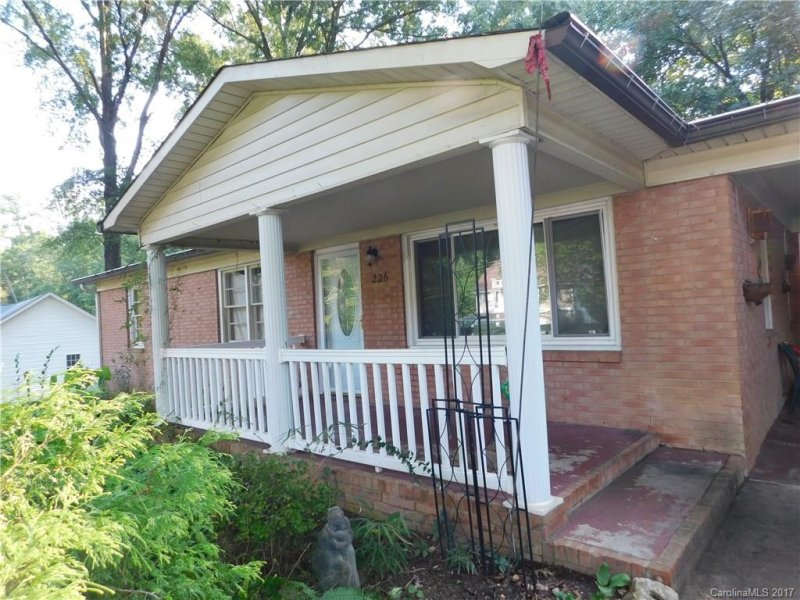 Property image 2 at 226 Delview Drive, Cherryville, NC 28021