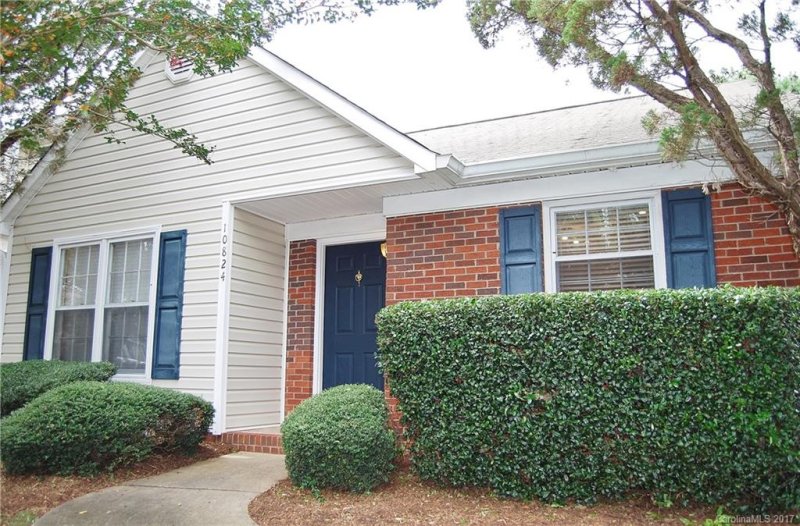 10824 Winterbourne Court