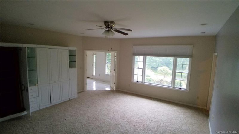 Property image 5 at 611 Rickel Drive, Hendersonville, NC 28739