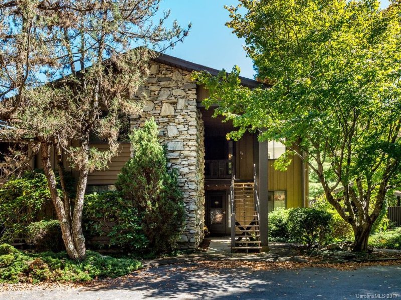 128 Country Ridge Road