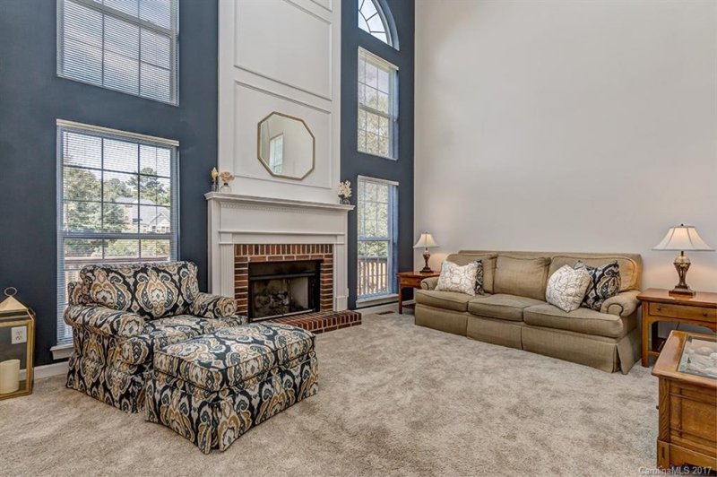 Property image 3 at 6704 Joliette Lane, Charlotte, NC 28277