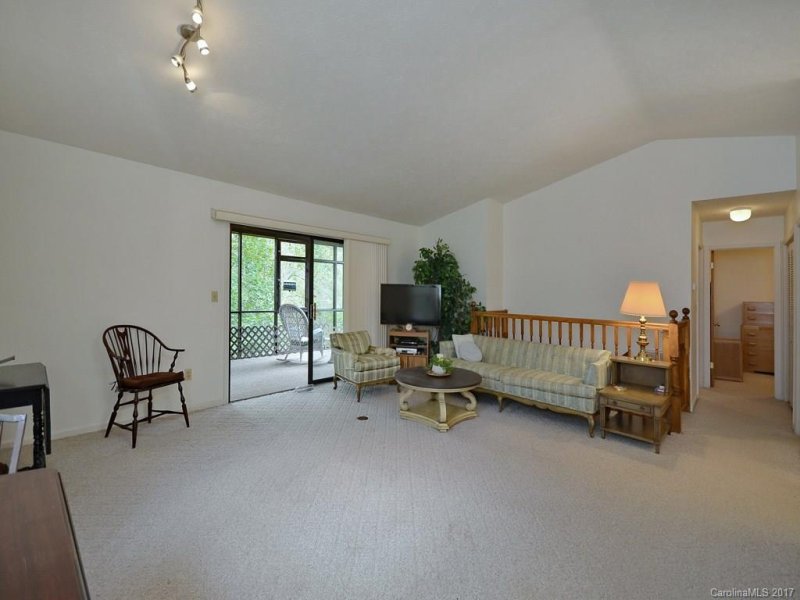 Property image 2 at 136 View De Lake Drive, Etowah, NC 28729