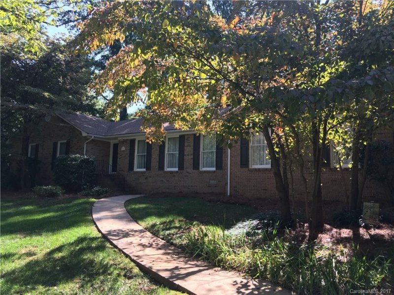 Property image 2 at 733 Knollwood Court, Rock Hill, SC 29732