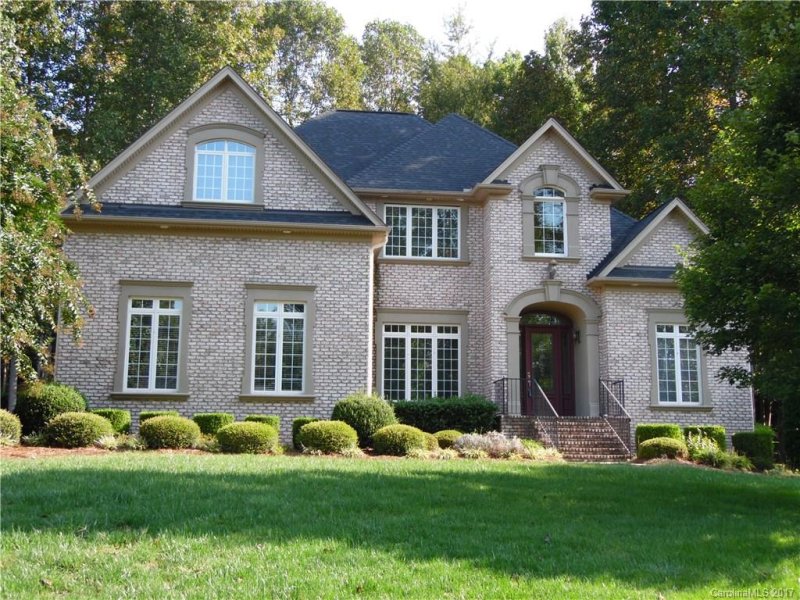 4636 Water Oak Drive