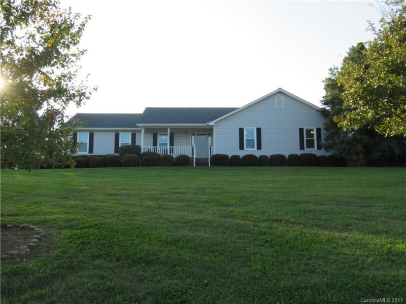 114 Cross Creek Drive